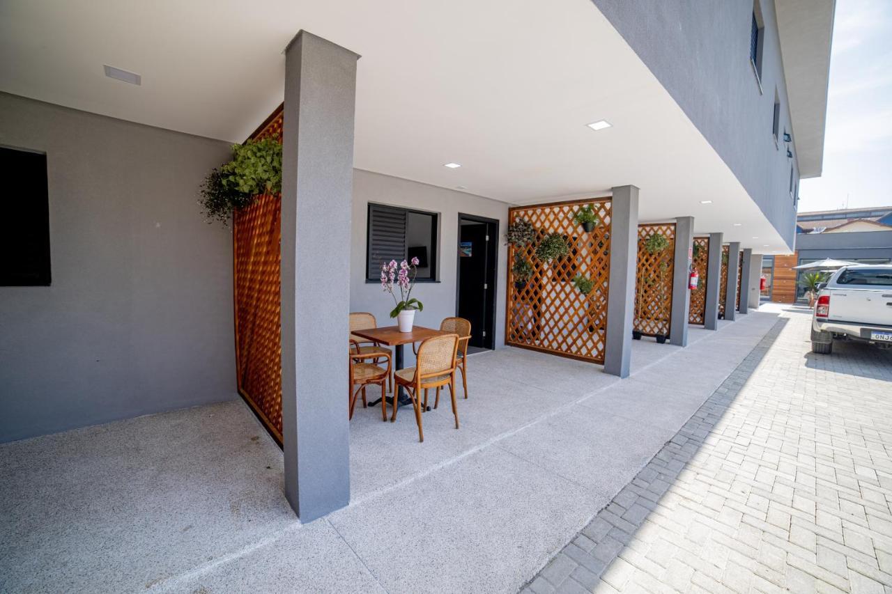 Pousada Cadiz - Piscina Climatizada Бертиога Экстерьер фото